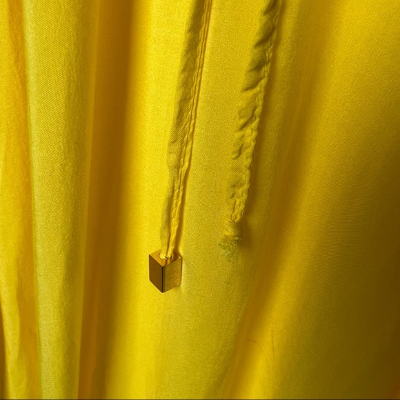 - Elan Bright Yellow Beach Cover Up - Picture 5 of 9